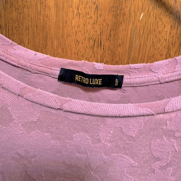 Gorgeous semi sheer long sleeve top - Picture 2 of 3